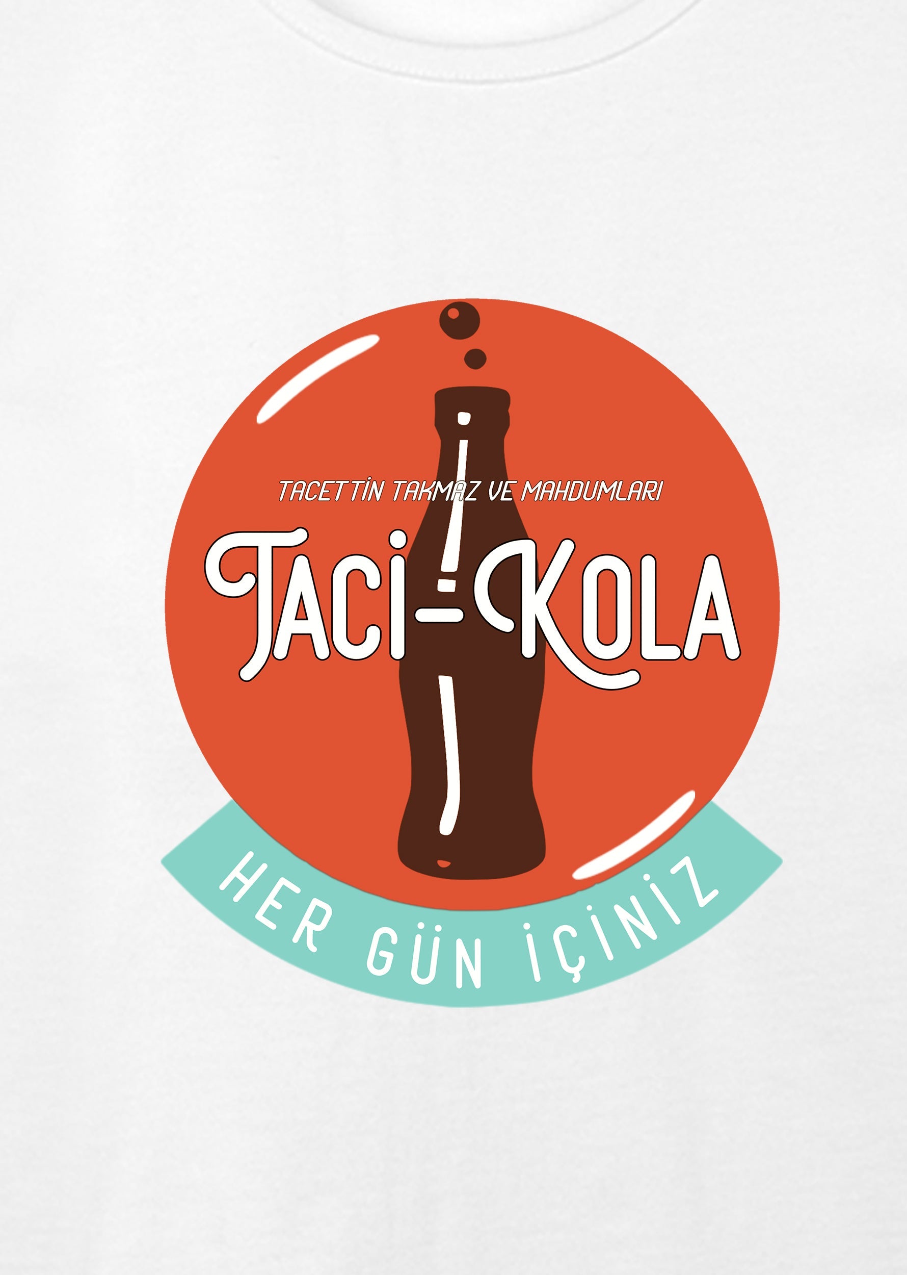 Taci-kola, Geniş Yaka Tişört