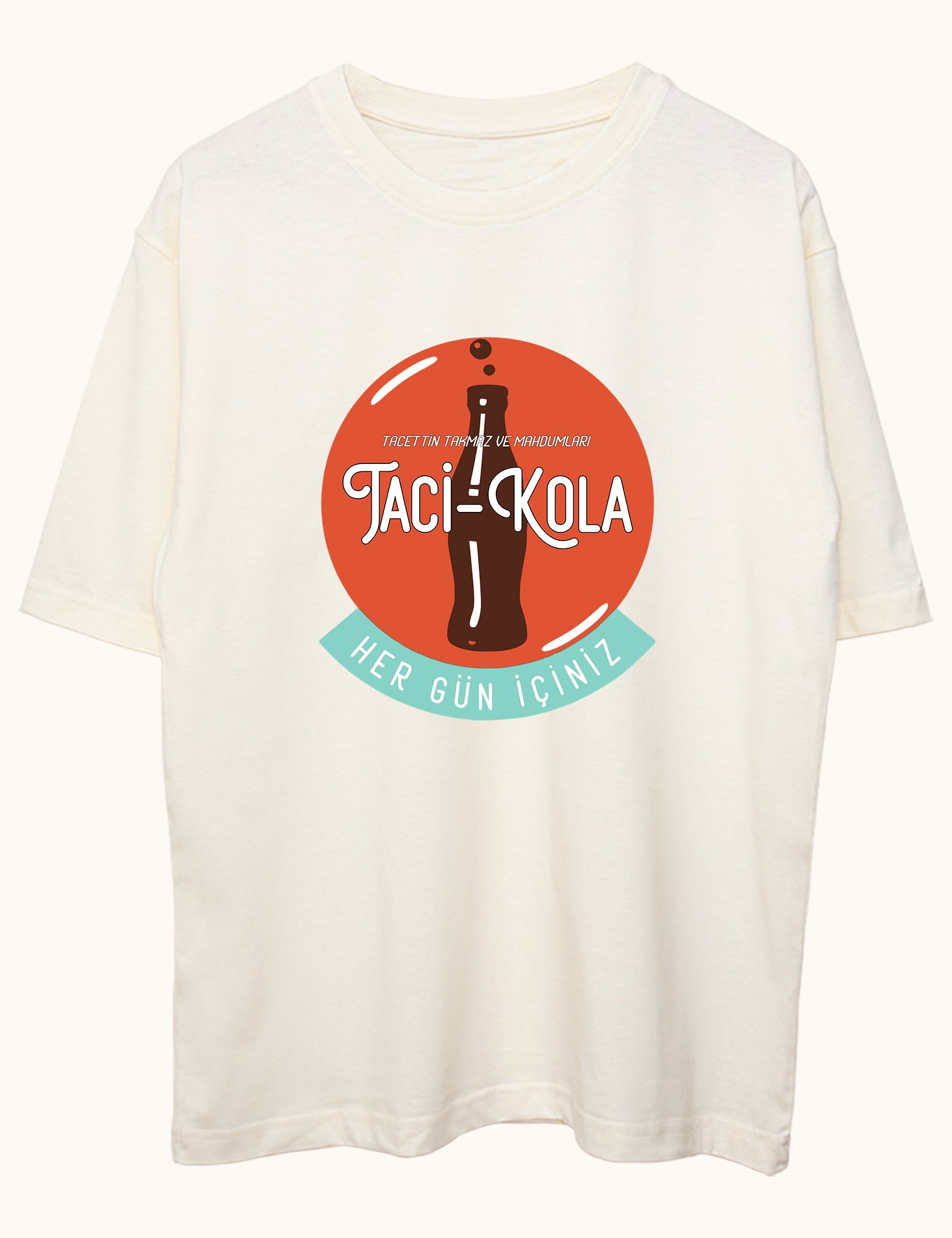 Taci-kola, Oversize Tişört